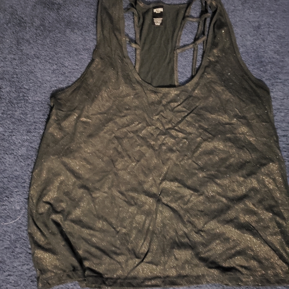 Victoria Sport Flowy Exercise Tank